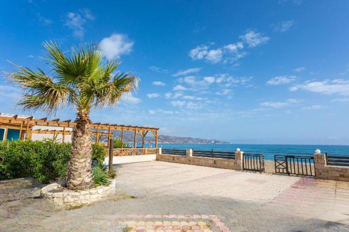 Gazi Dionysiasea 3 - Cozy Escape Steps From The Beach! מראה חיצוני תמונה